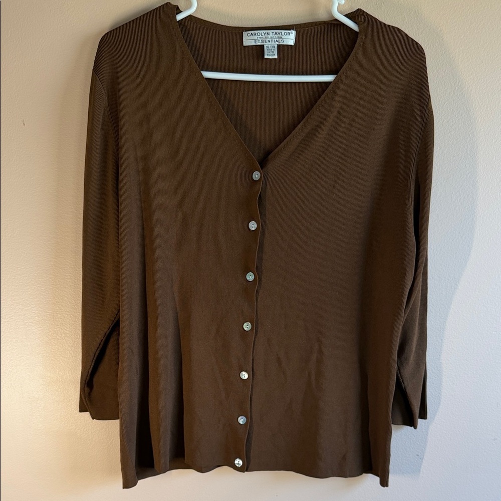 Carolyn Taylor Brown Button-Front V-Neck Top